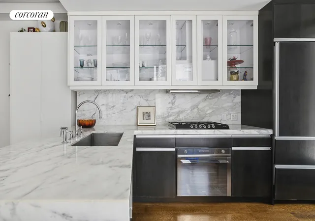 Photo 3 of Condo for sale at 949 Park Ave, New York City, NY 10028 | MLS# RLS20078014 | Listing updated on 2026-07-20