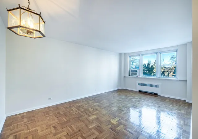 Photo 3 of Sale Pending at 60 Knls Crescent #4-H, New York City, NY 10463 | MLS# RLS20078028 | Listing updated on 2026-08-04