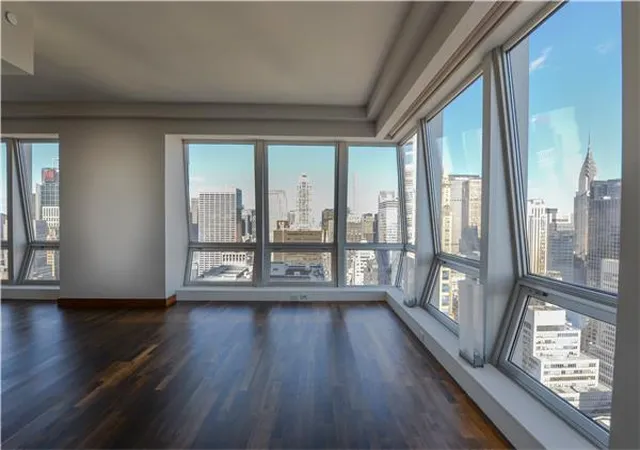 Photo 2 of Condo for sale at 400 5th Avenue #46-E, New York City, NY 10018 | MLS# RLS20078035 | Listing updated on 2026-04-25
