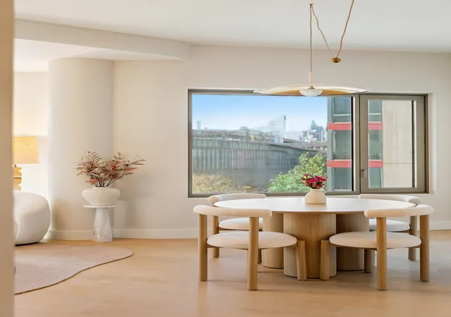 5th image of 24-01 Queens Plz N #1305, New York City, NY 11101 | MLS# RLS20078067