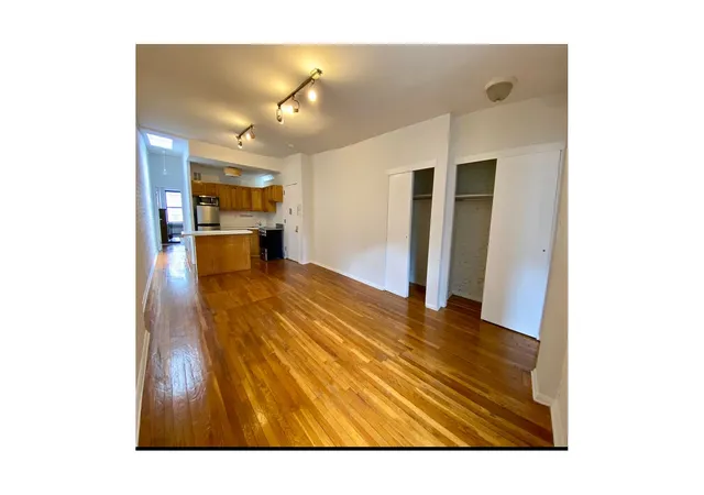 Photo 3 of Single family home for sale at 314 W 52nd Street, New York City, NY 10019 | MLS# RLS20078132 | Listing updated on 2026-03-23