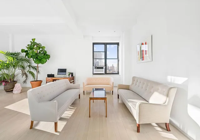 Photo 3 of Sale Pending at 250 Mercer St #B-1002, New York City, NY 10012 | MLS# RLS20078183 | Listing updated on 2026-06-11