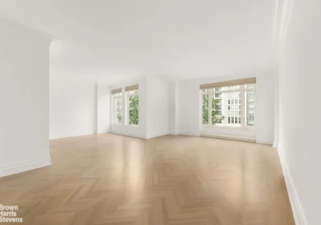 Listing Photo 2 - Condo for sale in building located at 15 Central Park W, New York City, NY 10023 - Unit #11L