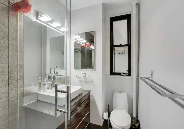 Photo 4 of Sale Pending at 212 E 48th Street #2B, New York City, NY 10017 | MLS# RLS20078283 | Listing updated on 2026-08-05