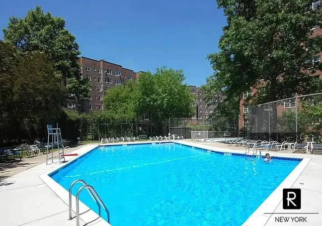 2nd image of 3777 Independence Ave #4-J, New York City, NY 10463 | MLS# RLS20078293