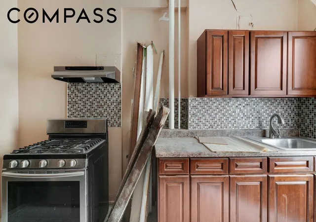 Listing Photo 2 - Condo for sale in building located at 416 Ocean Ave, New York, NY 11226 - Unit #62