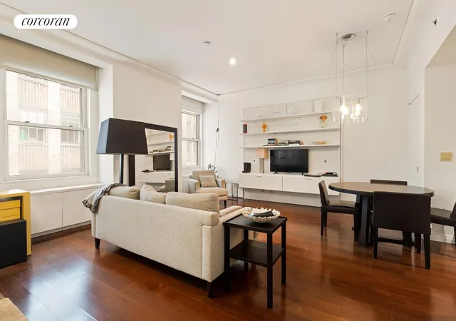 Photo 1 of House for sale at 55 Wall St #828, New York, NY 10005 | MLS# RLS20078340 | Listing updated on 2026-03-20