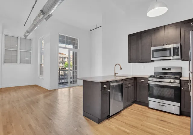 Photo 3 of Single family home for sale at 689 Myrtle Ave #2H, New York City, NY 11205 | MLS# RLS20078377 | Listing updated on 2026-07-26