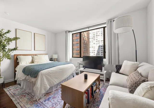 NaN image of 30 W 61St St #10F, New York City, NY 10023 | MLS# RLS20078393