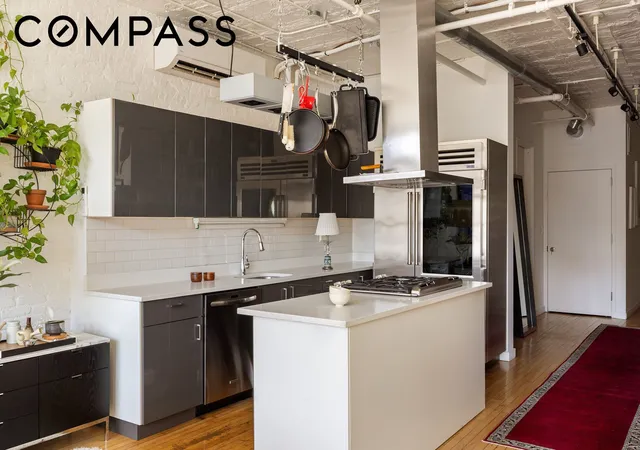 Photo 3 of Sale Pending at 84 Forsyth St #2F, New York, NY 10002 | MLS# RLS20078458 | Listing updated on 2026-06-10