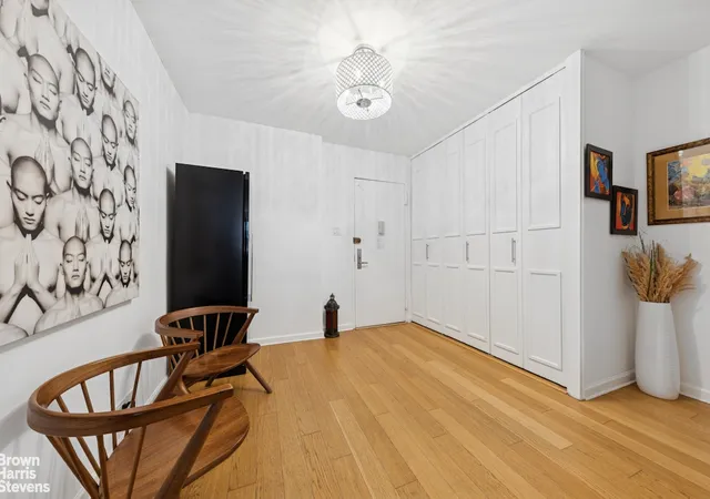 2nd image of The Churchill, New York, NY 10016