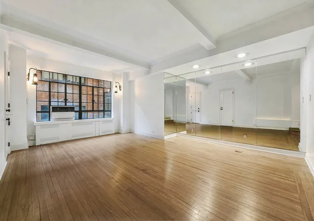 5th image of 10 Park Ave #6R, New York, NY 10016 | MLS# RLS20078533