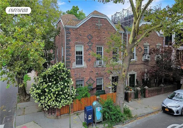 Listing Photo 4 - Condo for sale in building located at 67 Seeley St, New York City, NY 11218