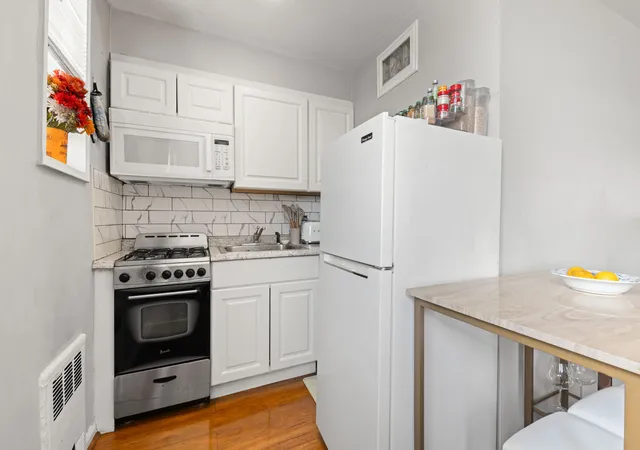 5th image of 46-01 39Th Ave #509, Sunnyside, NY 11104 | MLS# RLS20078647