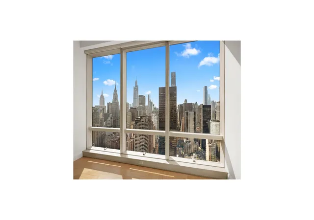 2nd image of 845 United Nations Plz #53E, New York, NY 10017 | MLS# RLS20078657