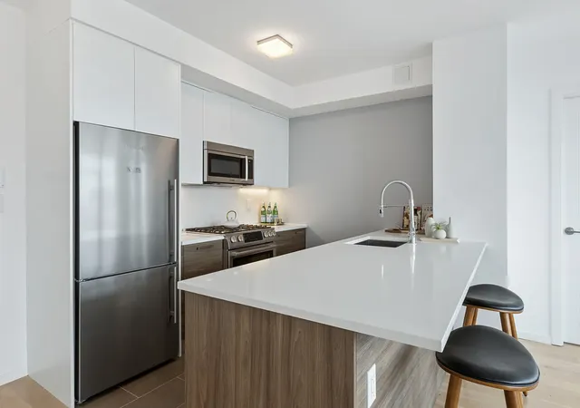 Photo 3 of Condo for sale at 40 Pinehurst Ave #7B, New York, NY 10033 | MLS# RLS20078717 | Listing updated on 2026-03-23