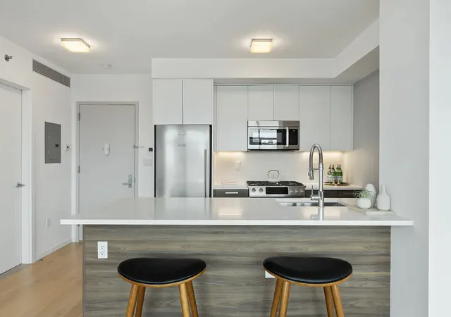 Photo 3 of House for sale at 40 Pinehurst Ave #7B, New York, NY 10033 | MLS# RLS20078717 | Listing updated on 2026-03-23