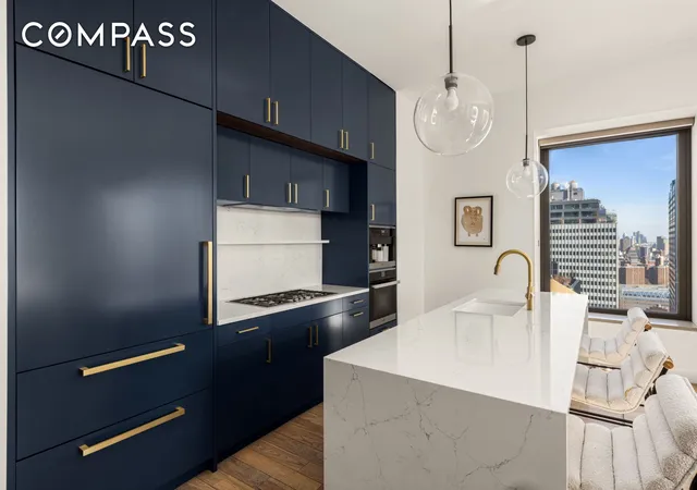 Photo 3 of Condo for sale at 75 Wall St #29O, New York City, NY 10005 | MLS# RLS20069465 | Listing updated on 2026-04-23