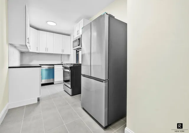 Photo 3 of Sale Pending at 10 E 43rd Street #4-K, Brooklyn, NY 11203 | MLS# RLS20078742 | Listing updated on 2026-06-23