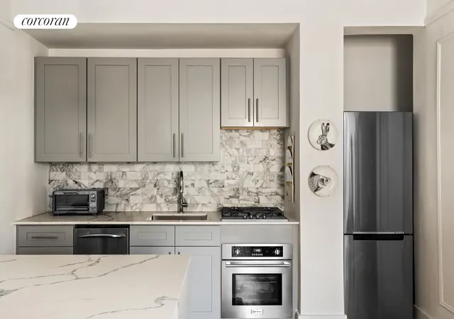 Homes for sale in New York City, NY | 87 Barrow St #B6H, New York City, NY 10014 | MLS# RLS20078885