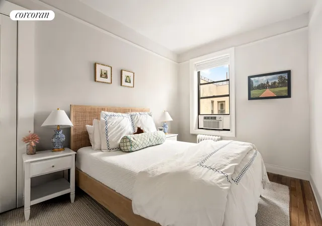 Homes for sale in New York City, NY | 87 Barrow St #B6H, New York City, NY 10014 | MLS# RLS20078885