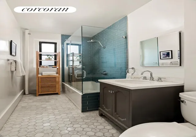 Homes for sale in New York City, NY | 87 Barrow St #B6H, New York City, NY 10014 | MLS# RLS20078885