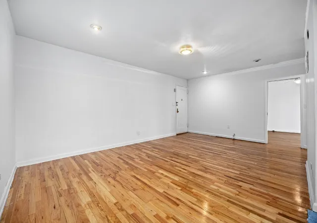 3rd image of 67-30 Clyde St #6G, Forest Hills, NY 11375 | MLS# RLS20078935