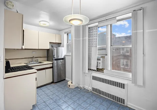 5th image of 67-30 Clyde St #6G, Forest Hills, NY 11375 | MLS# RLS20078935