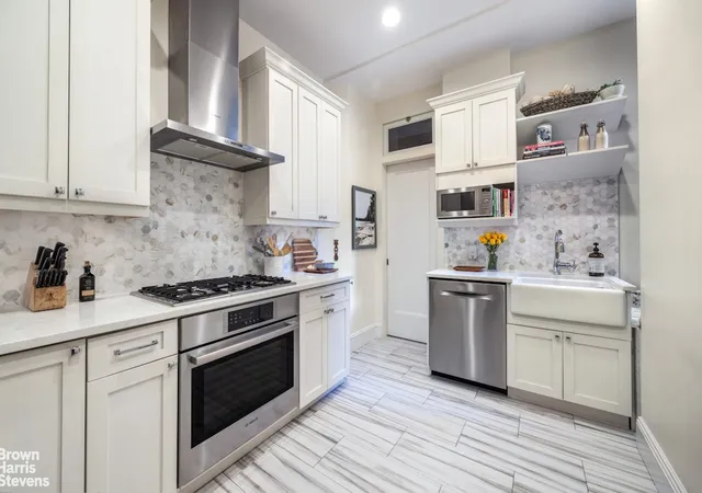 Photo 3 of Sale Pending at 1349 Lexington Ave #2E, New York, NY 10128 | MLS# RLS20078994 | Listing updated on 2026-07-24