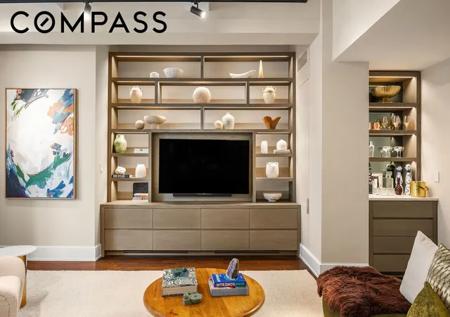 Photo 3 of House for sale at 161 Grand St #3B, New York City, NY 10013 | MLS# RLS20076981 | Listing updated on 2026-08-03