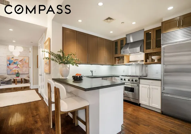 Photo 4 of House for sale at 161 Grand St #3B, New York City, NY 10013 | MLS# RLS20076981 | Listing updated on 2026-08-03