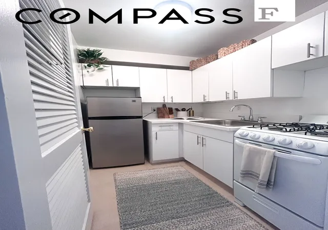 Photo 4 of Sale Pending at 25 W 13th Street #6KS, New York City, NY 10011 | MLS# RLS20077299 | Listing updated on 2026-07-16