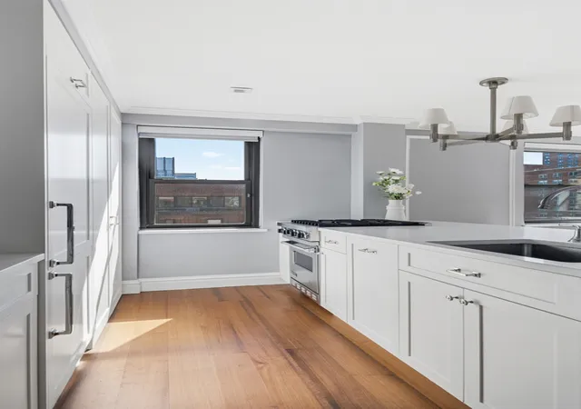 Photo 3 of Sale Pending at 110 E 36th Street #12B, New York City, NY 10016 | MLS# RLS20079082 | Listing updated on 2026-04-20
