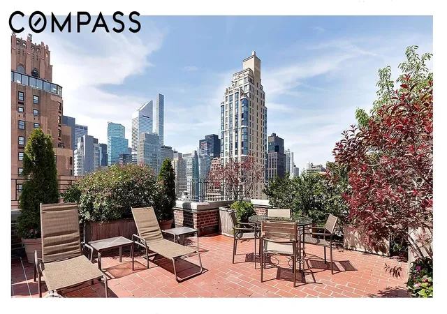 2nd image of 2 Beekman Pl, New York City, NY 10022