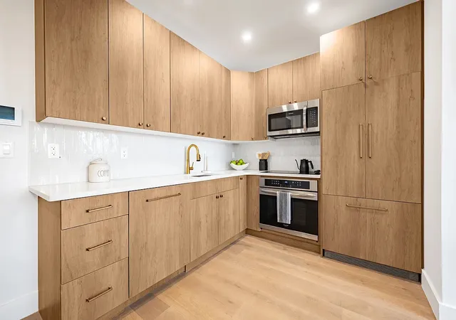 Photo 2 of Sale Pending at 87a Cooper St #2-R, New York City, NY 11207 | MLS# RLS20079139 | Listing updated on 2026-05-13