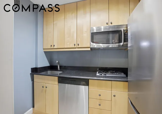 5th image of 345 E 81St St #8G, New York City, NY 10028 | MLS# RLS20079246