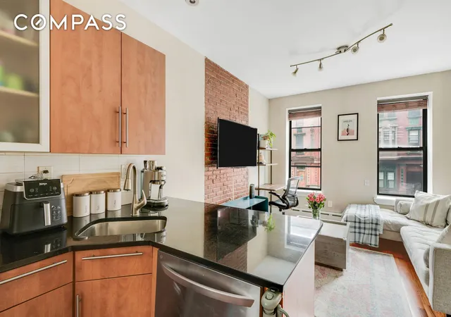 Listing Photo 4 - Condo for sale in building located at 161 W 133Rd St, New York, NY 10030 - Unit #2B