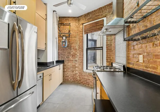3rd image of 175 Claremont Ave, New York City, NY 10027