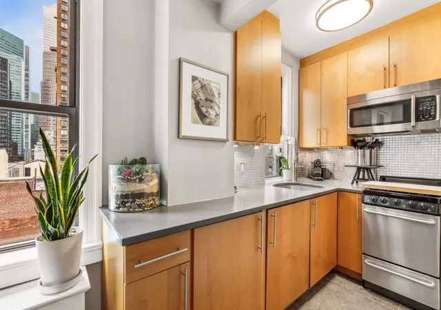 Homes for sale in New York City, NY | 333 E 53Rd St #10C, New York City, NY 10022 | MLS# RLS20079283