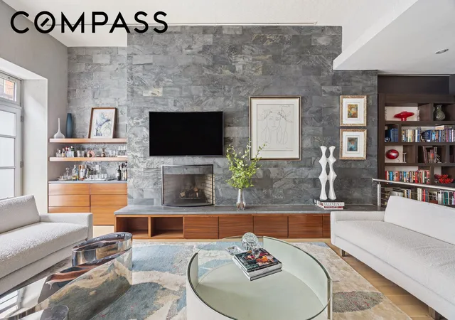 2nd image of 157 E 84Th St, New York City, NY 10028