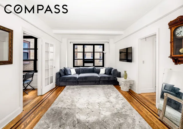 2nd image of 235 E 22nd St #12T, New York City, NY 10010 | MLS# RLS20079394