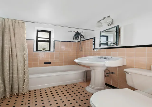 Photo 4 of Sale Pending at 138 71st Street #F8, Brooklyn, NY 11209 | MLS# RLS20079408 | Listing updated on 2026-05-16