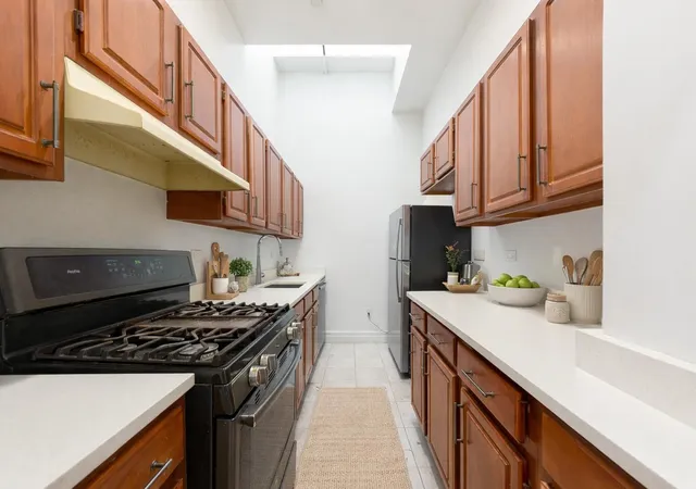 4th image of 45-02 Ditmars Blvd #515, Astoria, NY 11105 | MLS# RLS20079480