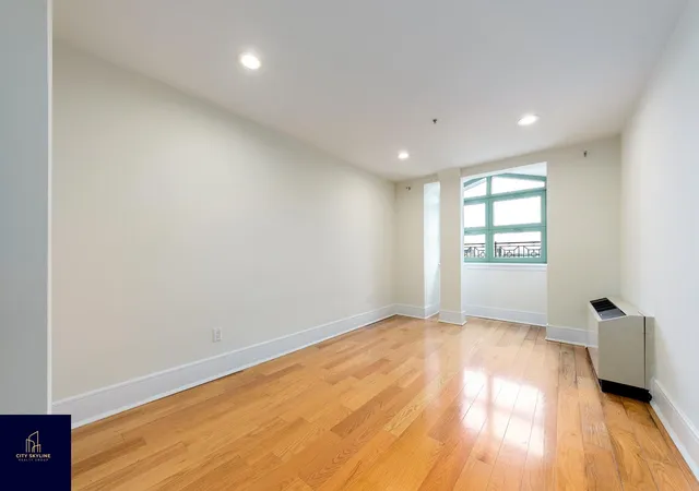 2nd image of 19-19 24Th Ave, Astoria, NY 11102