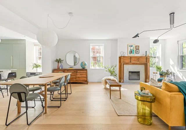 Photo 2 of Single family home for sale at 24 Middagh St, New York City, NY 11201 | MLS# RLS20079488 | Listing updated on 2026-05-13
