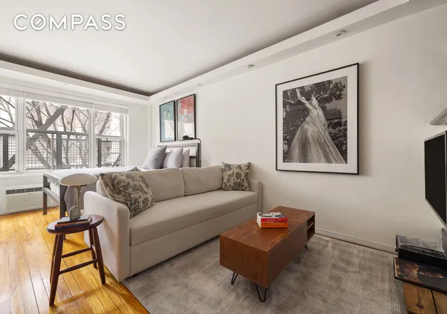 Homes for sale in New York City, NY | 131 W 85Th St #2D, New York City, NY 10024 | MLS# RLS20079532