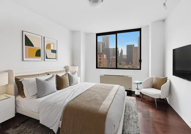 Photo 4 of House for sale at 350 W 50th Street #15-B, New York, NY 10019 | MLS# RLS20079597 | Listing updated on 2026-07-29
