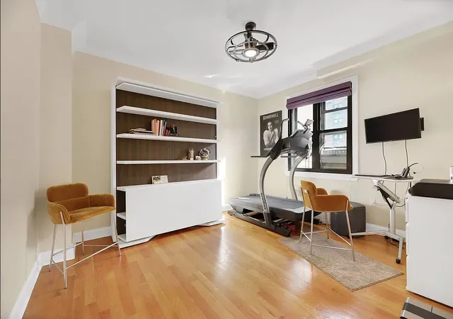 Listing Photo 4 - Condo for sale in building located at 269 Bennett Ave, New York City, NY 10040 - Unit #3-C
