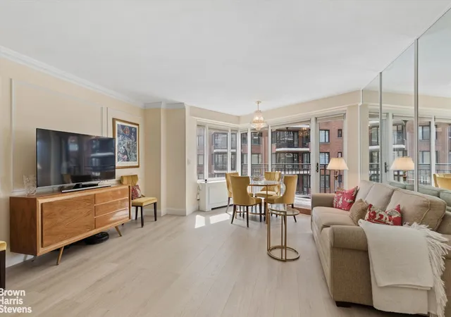 1st image of 60 Sutton Pl S #9FN, New York, NY 10022 | MLS# RLS20079647