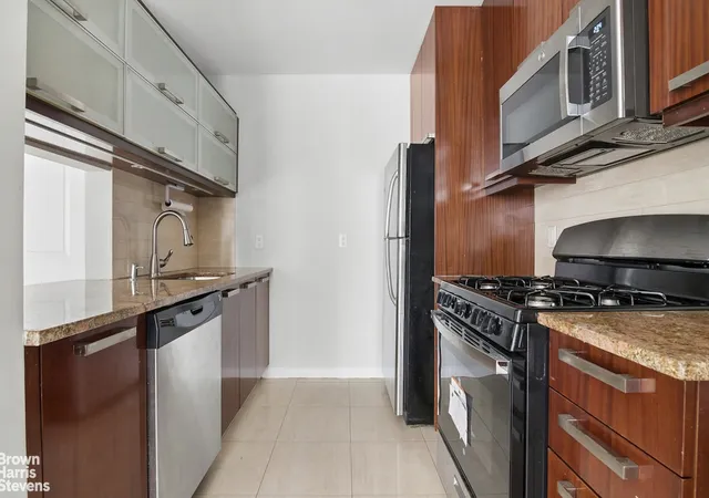 5th image of 33-30 61St St #105, New York City, NY 11377 | MLS# RLS20079742